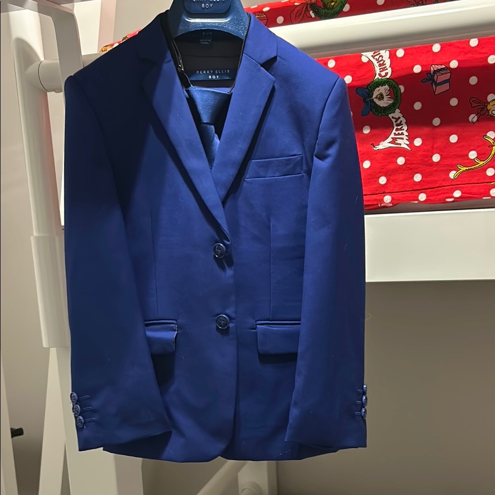Boys Perry Ellis 5 piece suit